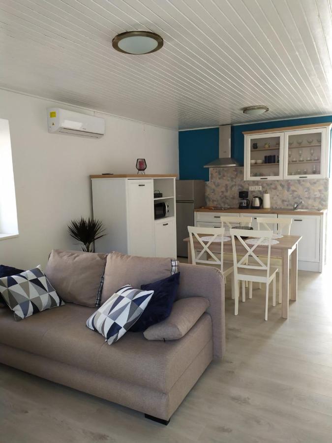 Apartmani Danica ริซิกา ภายนอก รูปภาพ