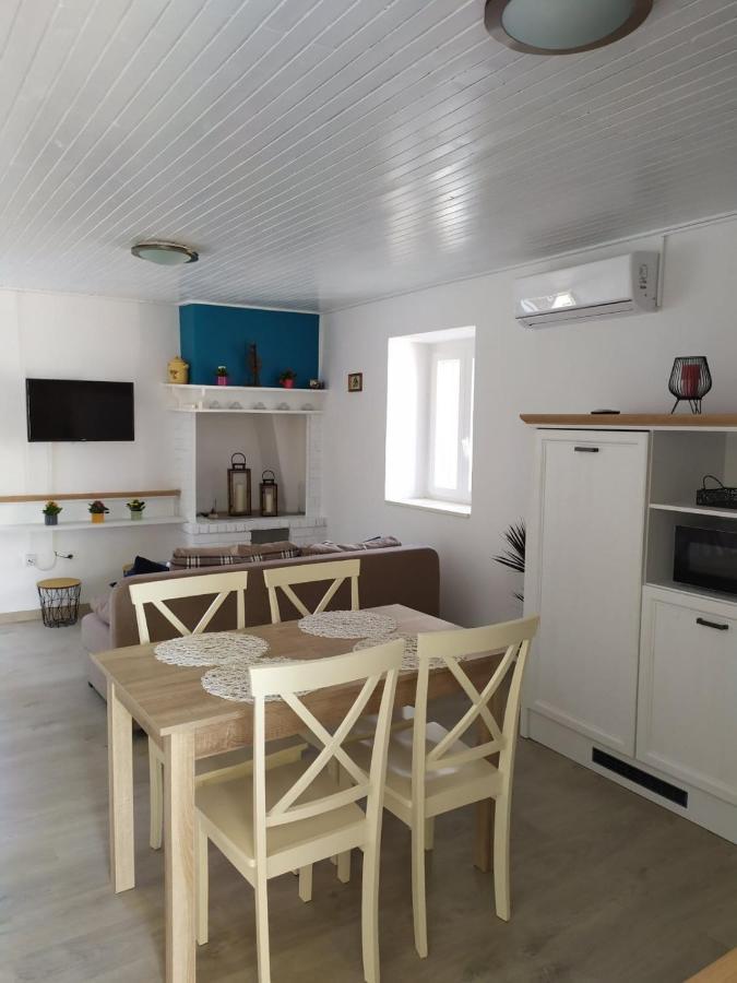 Apartmani Danica ริซิกา ภายนอก รูปภาพ